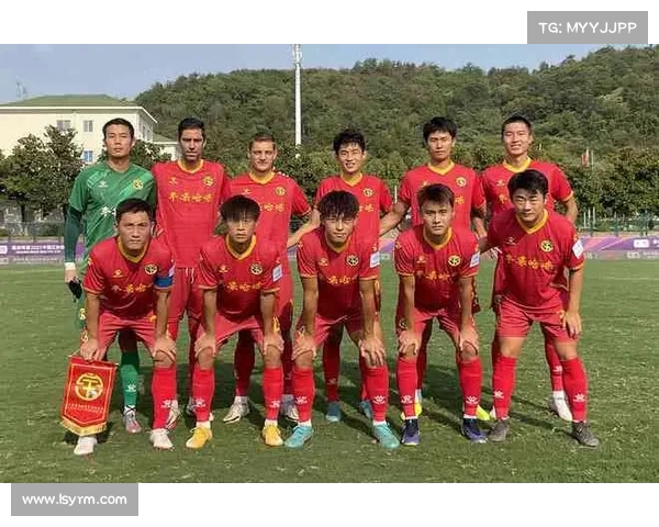 西甲352阵型的战术解析与应用:如何利用三中卫打造攻防平衡的团队体系 西甲352阵型的战术解析与应用:如何利用三中卫打造攻防平衡的团队体系